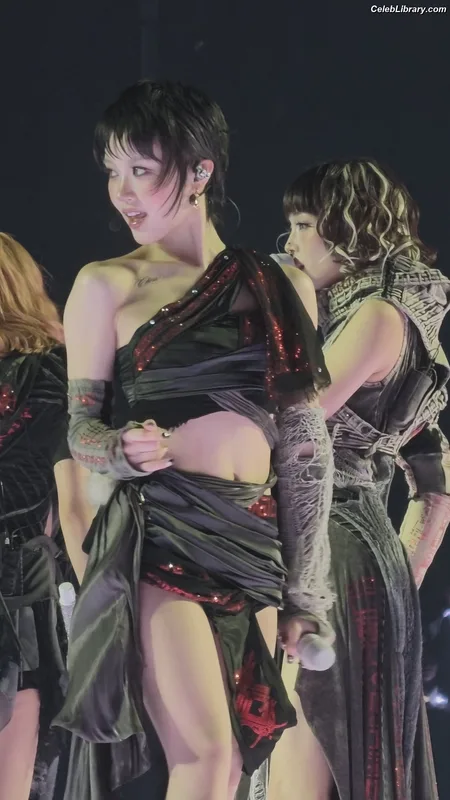 XG (Kpop) photo 15 of 3042