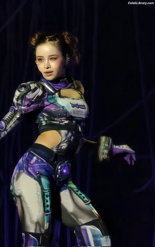 XG (Kpop) photo 19 of 3042