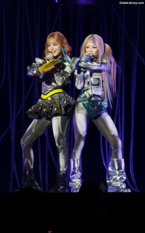 XG (Kpop) photo 20 of 3042