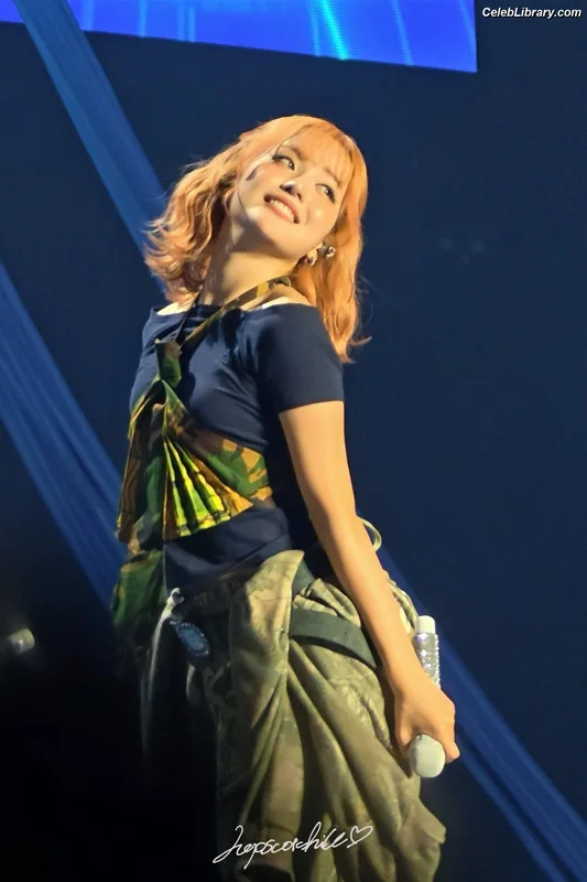 XG (Kpop) photo 5 of 3042