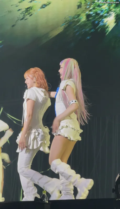 XG (Kpop) photo 8 of 3042