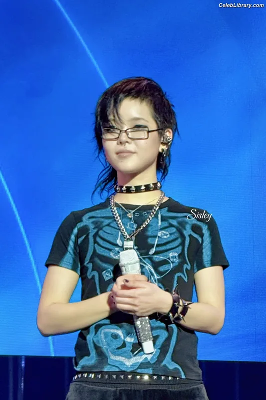 XG (Kpop) photo 15 of 3042