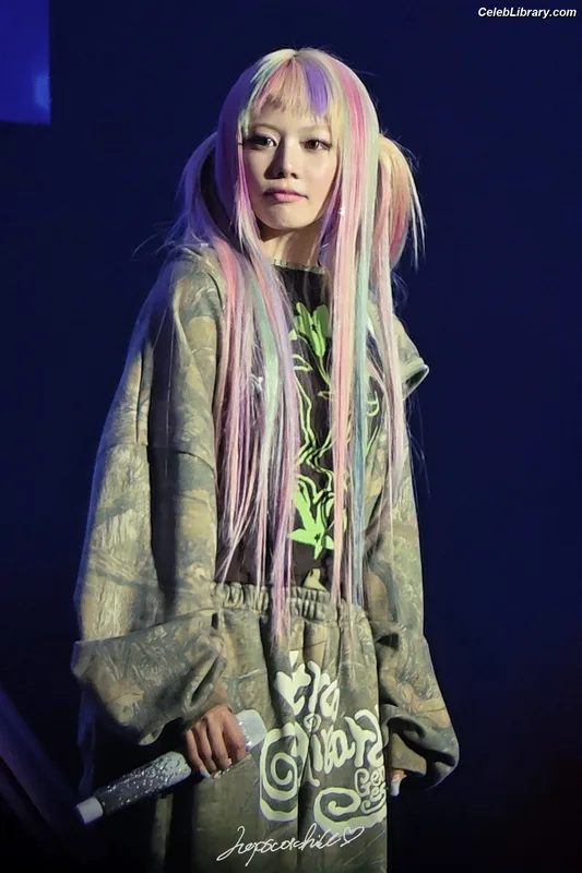 XG (Kpop) photo 20 of 3042
