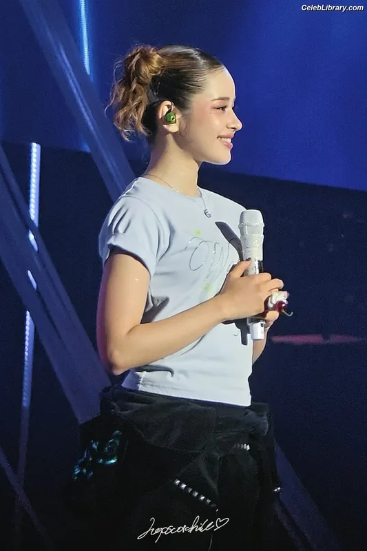 XG (Kpop) photo 24 of 3042