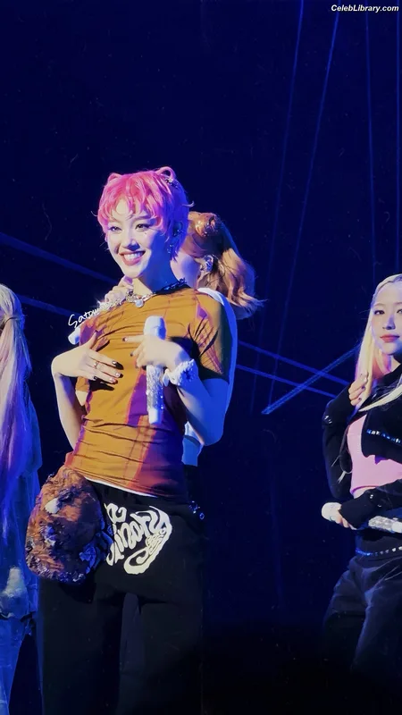 XG (Kpop) photo 14 of 3042