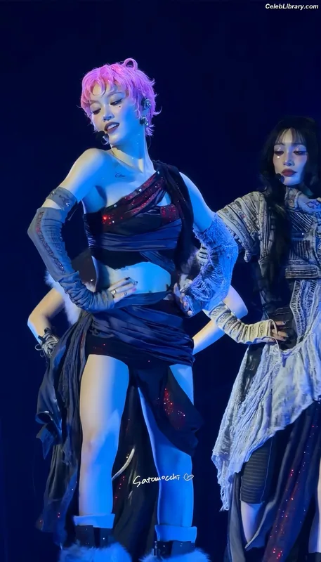 XG (Kpop) photo 3 of 3042