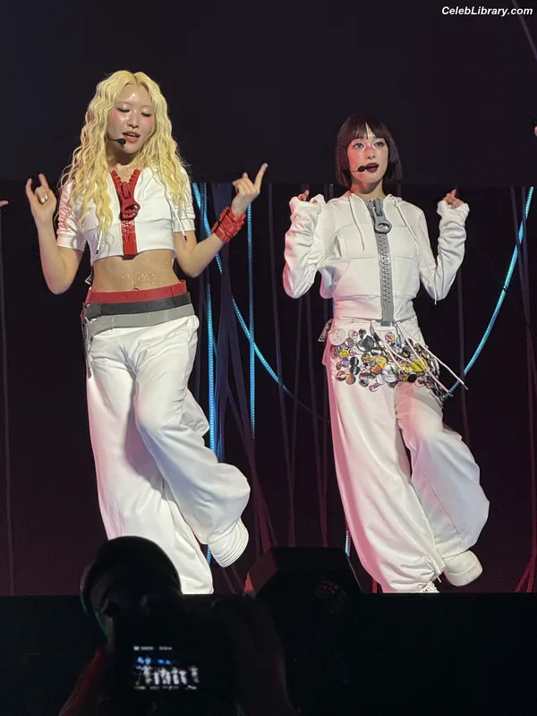 XG (Kpop) photo 9 of 3042