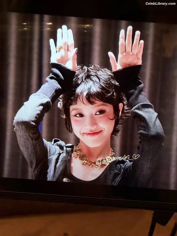 XG (Kpop) photo 9 of 3042