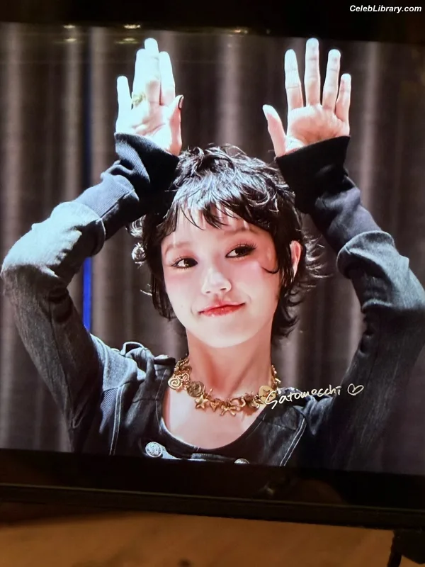XG (Kpop) photo 10 of 3042
