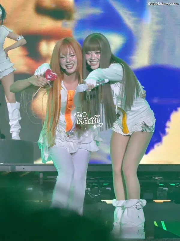 XG (Kpop) photo 24 of 3042