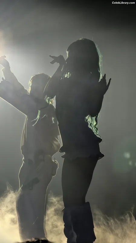 XG (Kpop) photo 12 of 3042