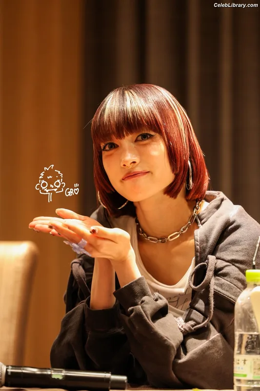 XG (Kpop) photo 9 of 3042