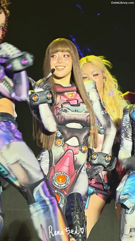 XG (Kpop) photo 3 of 3042
