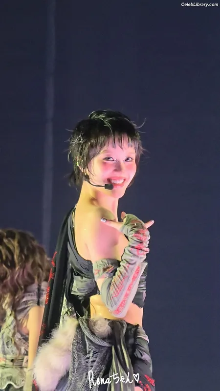 XG (Kpop) photo 4 of 3042