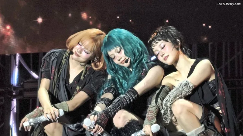 XG (Kpop) photo 15 of 3042