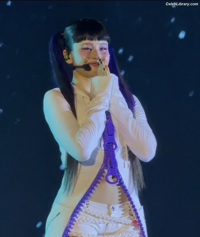 XG (Kpop) photo 20 of 3042