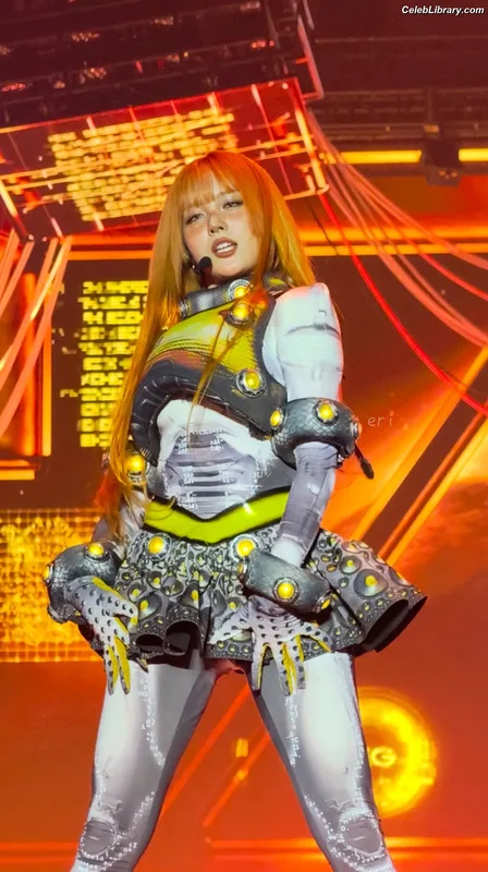 XG (Kpop) photo 11 of 3042