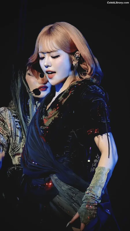 XG (Kpop) photo 16 of 3042