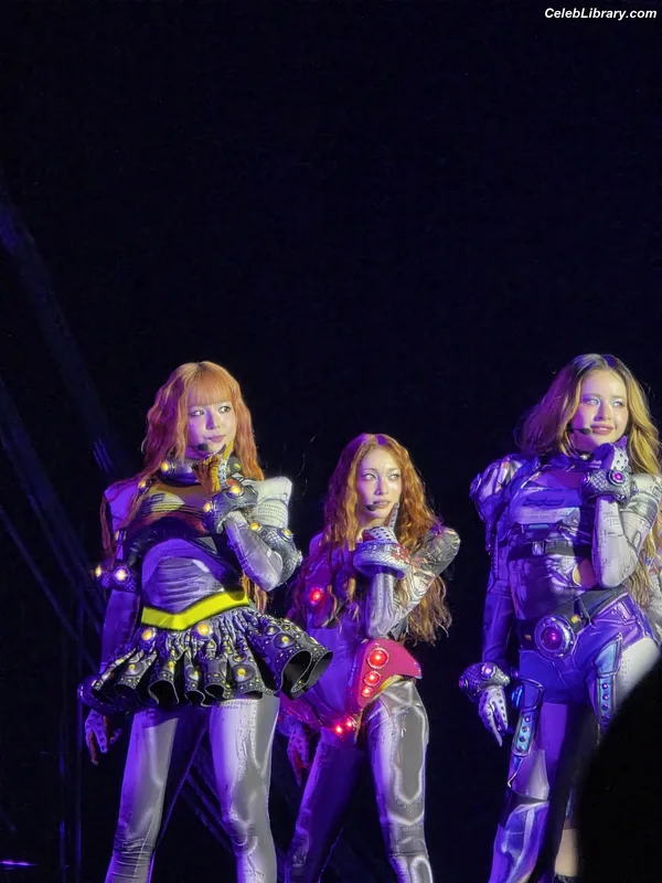 XG (Kpop) photo 3 of 3042