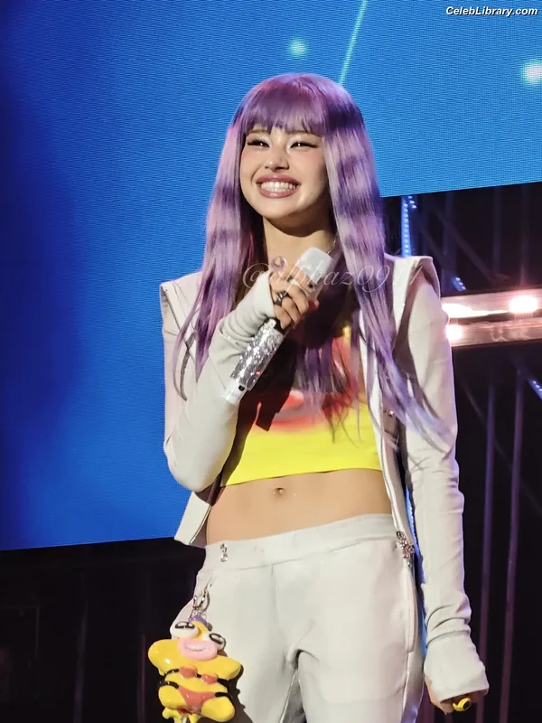 XG (Kpop) photo 9 of 3042