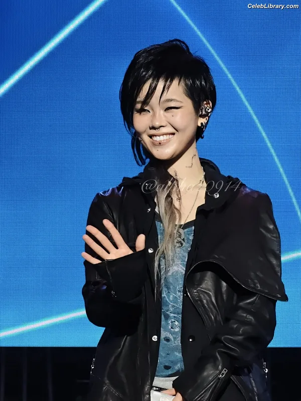 XG (Kpop) photo 13 of 3042