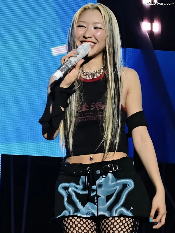 XG (Kpop) photo 17 of 3042