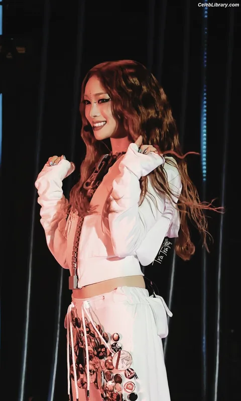 XG (Kpop) photo 7 of 3042