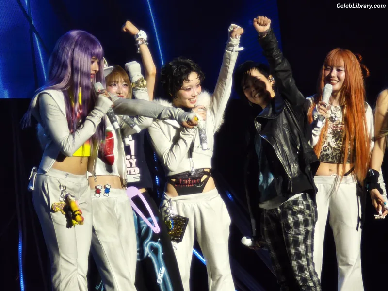 XG (Kpop) photo 10 of 3042