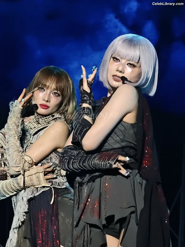 XG (Kpop) photo 2 of 3042
