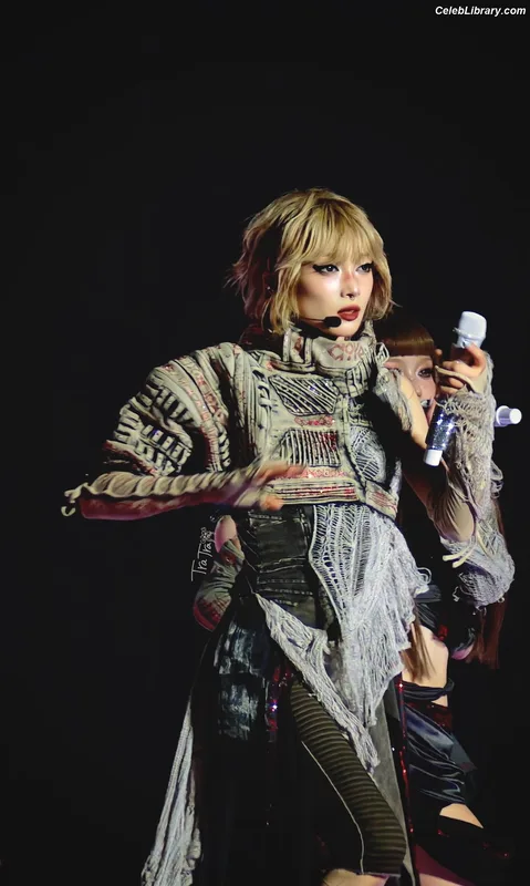 XG (Kpop) photo 14 of 3042