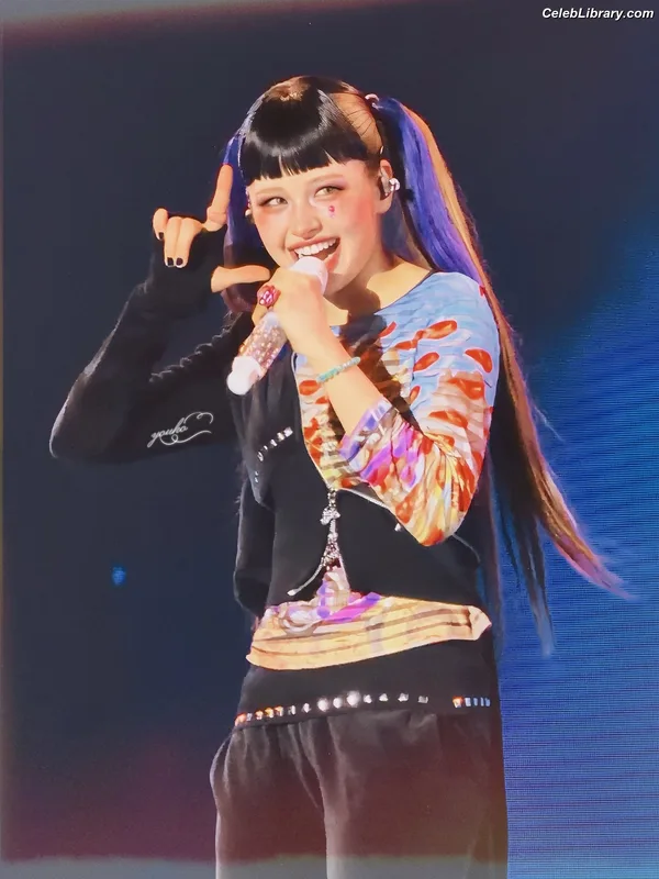 XG (Kpop) photo 22 of 3042