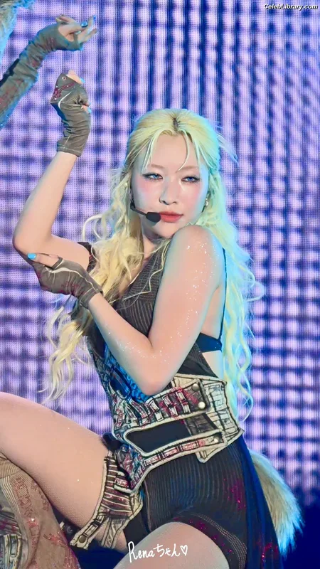 XG (Kpop) photo 3 of 3042