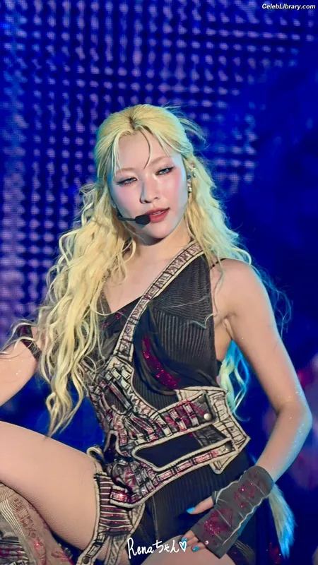 XG (Kpop) photo 4 of 3042