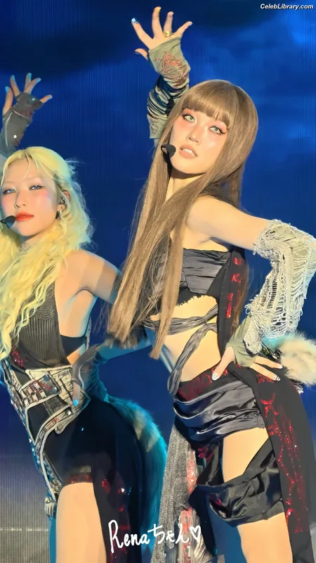 XG (Kpop) photo 6 of 3042