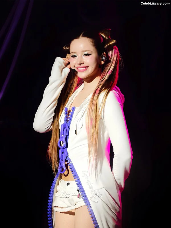 XG (Kpop) photo 9 of 3042