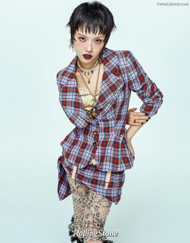 XG (Kpop) photo 9 of 3042
