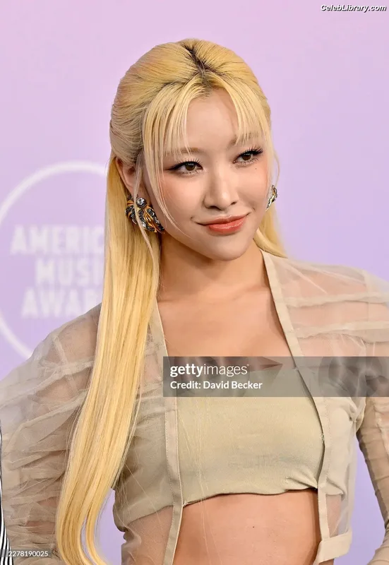 XG (Kpop) photo 3 of 3042