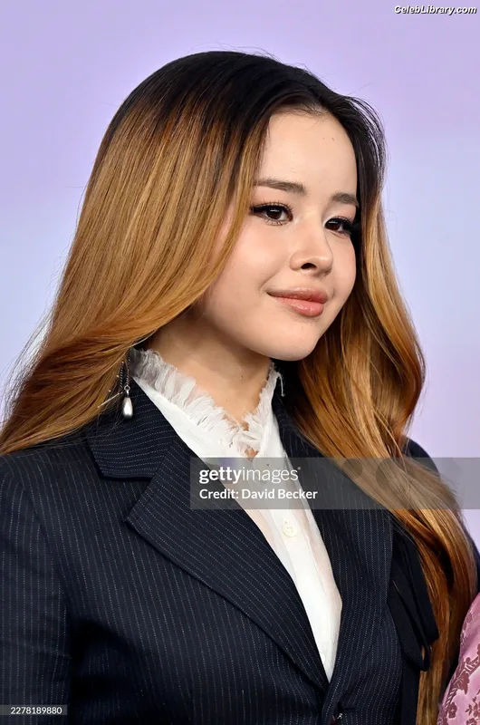 XG (Kpop) photo 6 of 3042