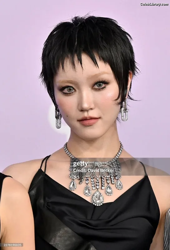 XG (Kpop) photo 8 of 3042