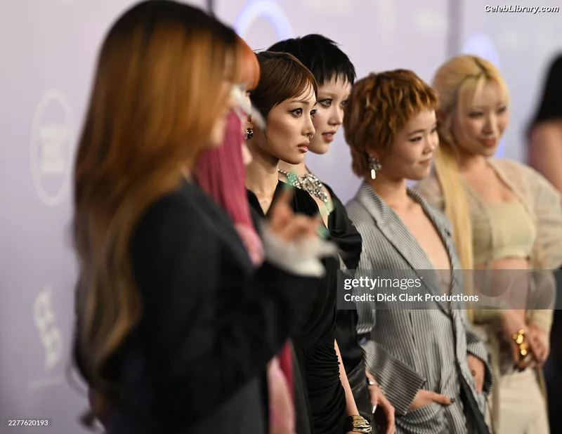XG (Kpop) photo 14 of 3042