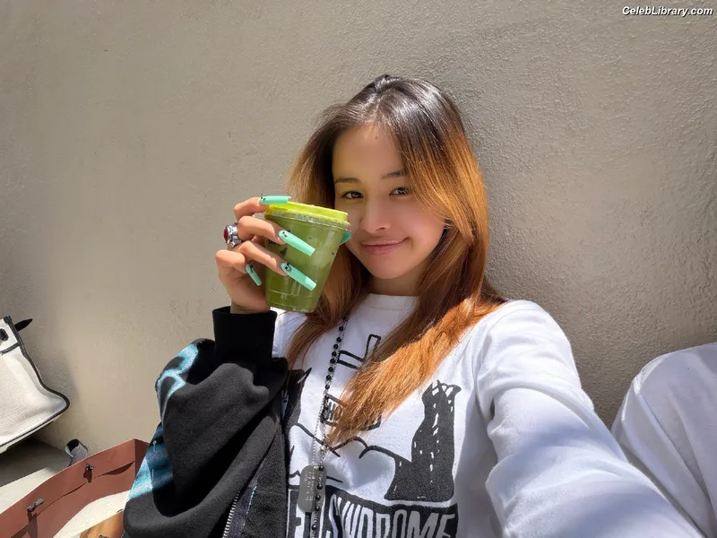 XG (Kpop) photo 11 of 3042