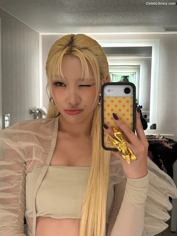 XG (Kpop) photo 17 of 3042
