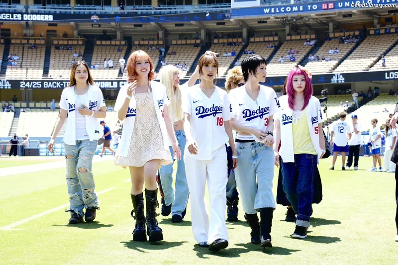 XG (Kpop) photo 14 of 3042