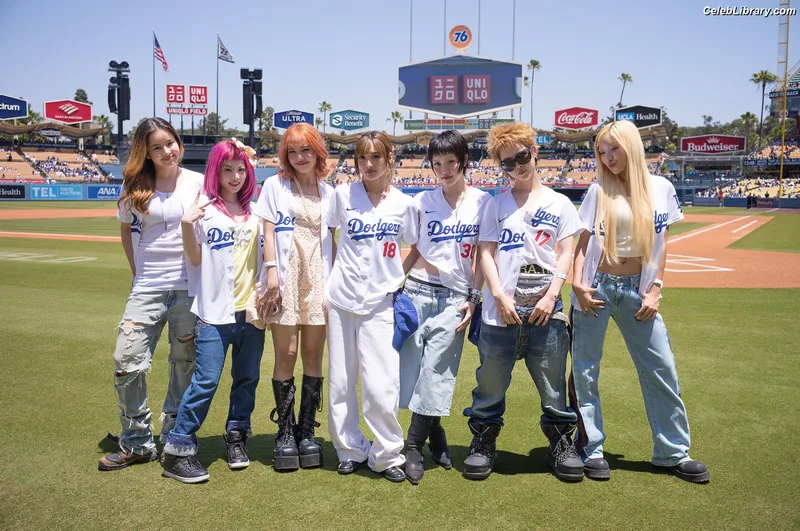 XG (Kpop) photo 3 of 3042