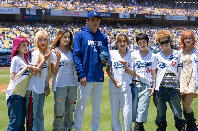 XG (Kpop) photo 6 of 3042