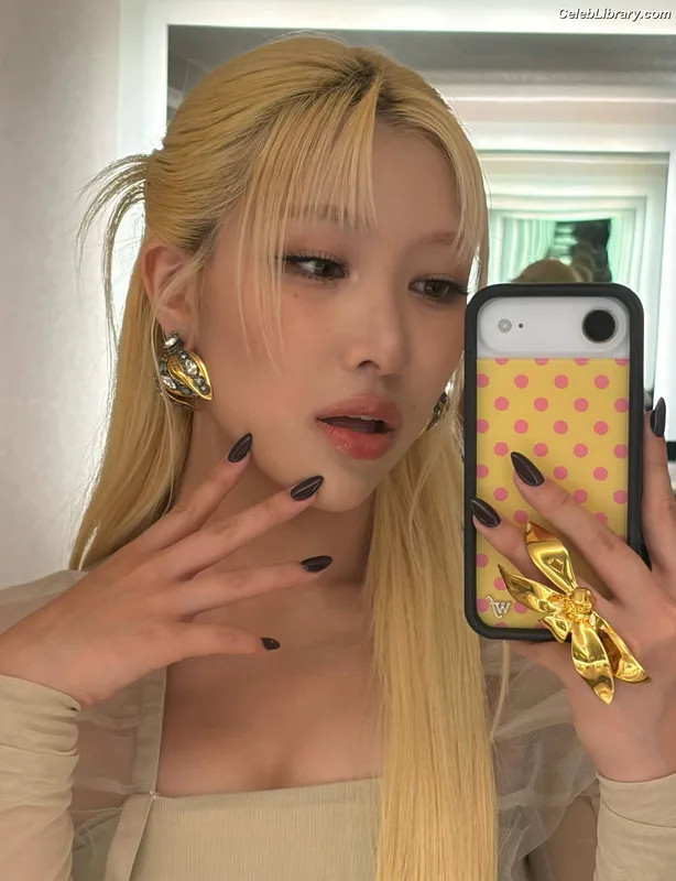 XG (Kpop) photo 11 of 3042