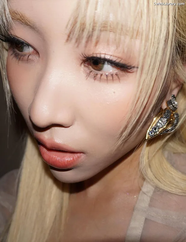 XG (Kpop) photo 15 of 3042