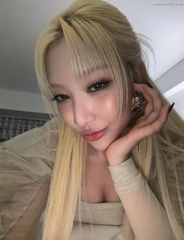 XG (Kpop) photo 17 of 3042