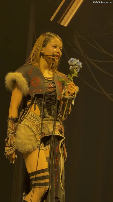 XG (Kpop) photo 4 of 3042