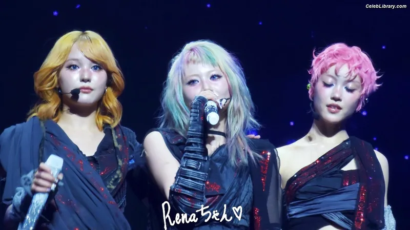 XG (Kpop) photo 9 of 3042